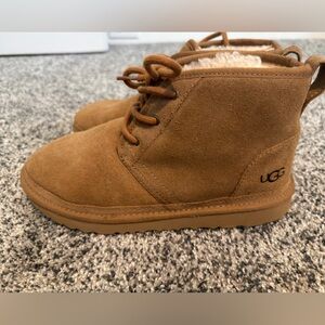 UGG Ankle boot size 5 great condition